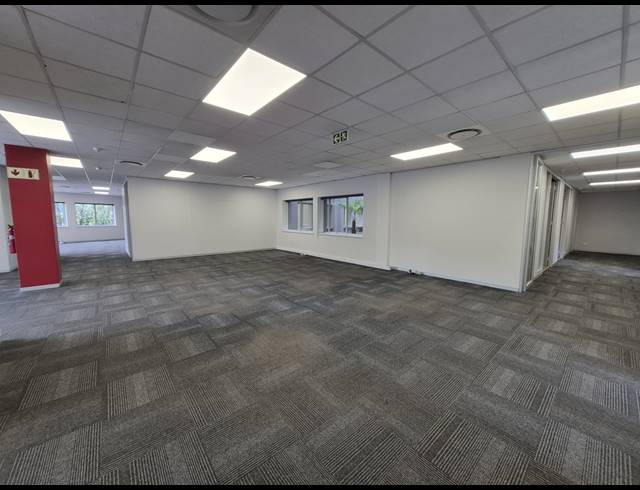 1,320M² OFFICE TO LET IN SANDTON CENTRAL